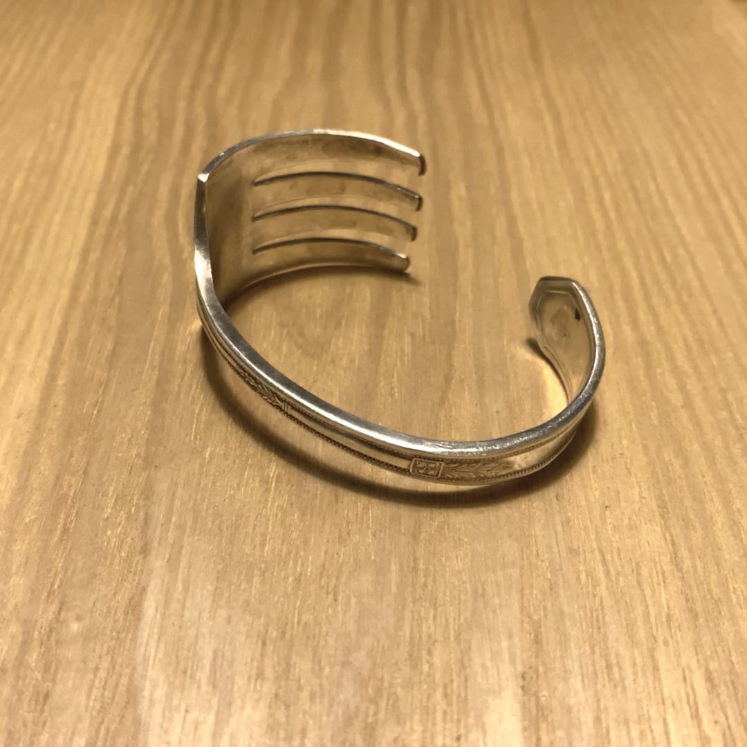 Fork Bangle No.2561