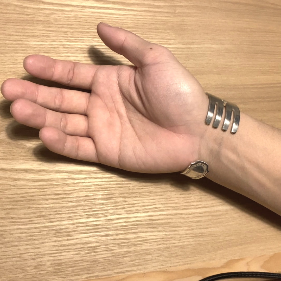 Fork Bangle No.2564