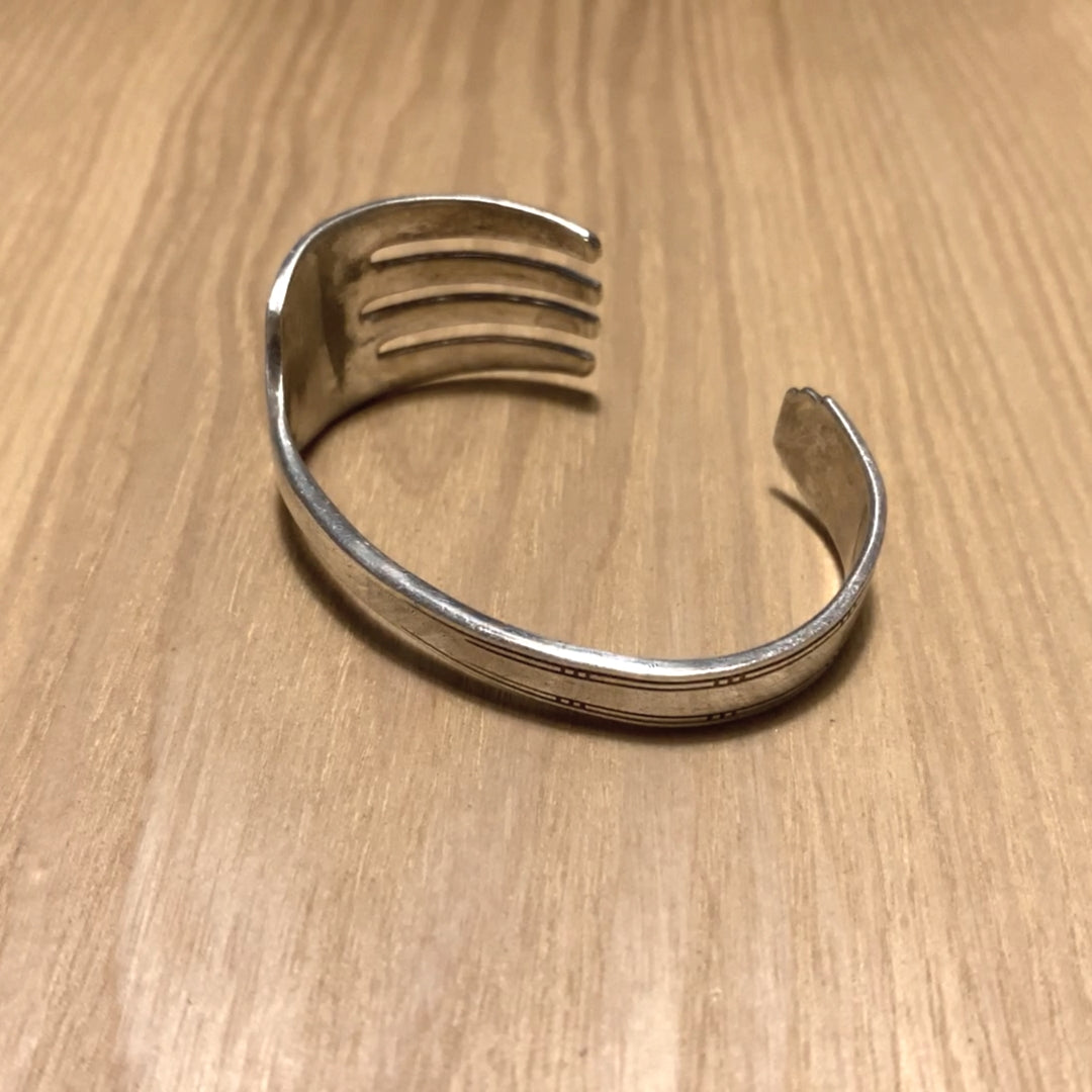 Fork Bangle No.2566
