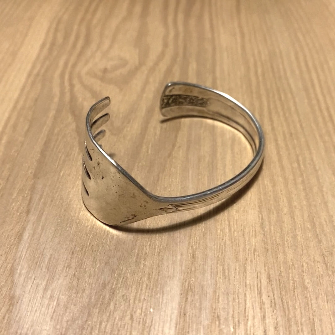 Fork Bangle No.2579