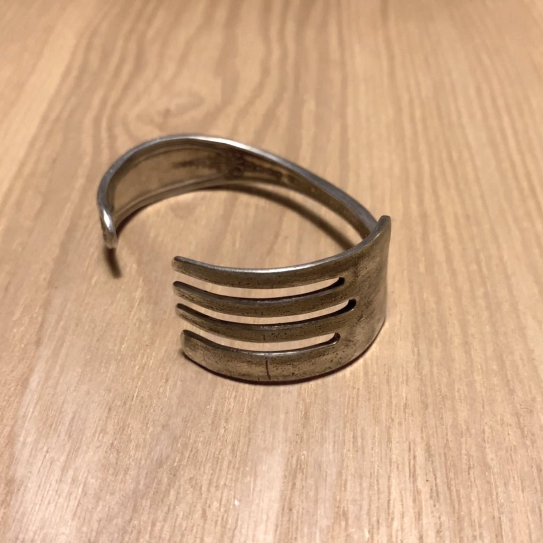 Fork Bangle No.2580