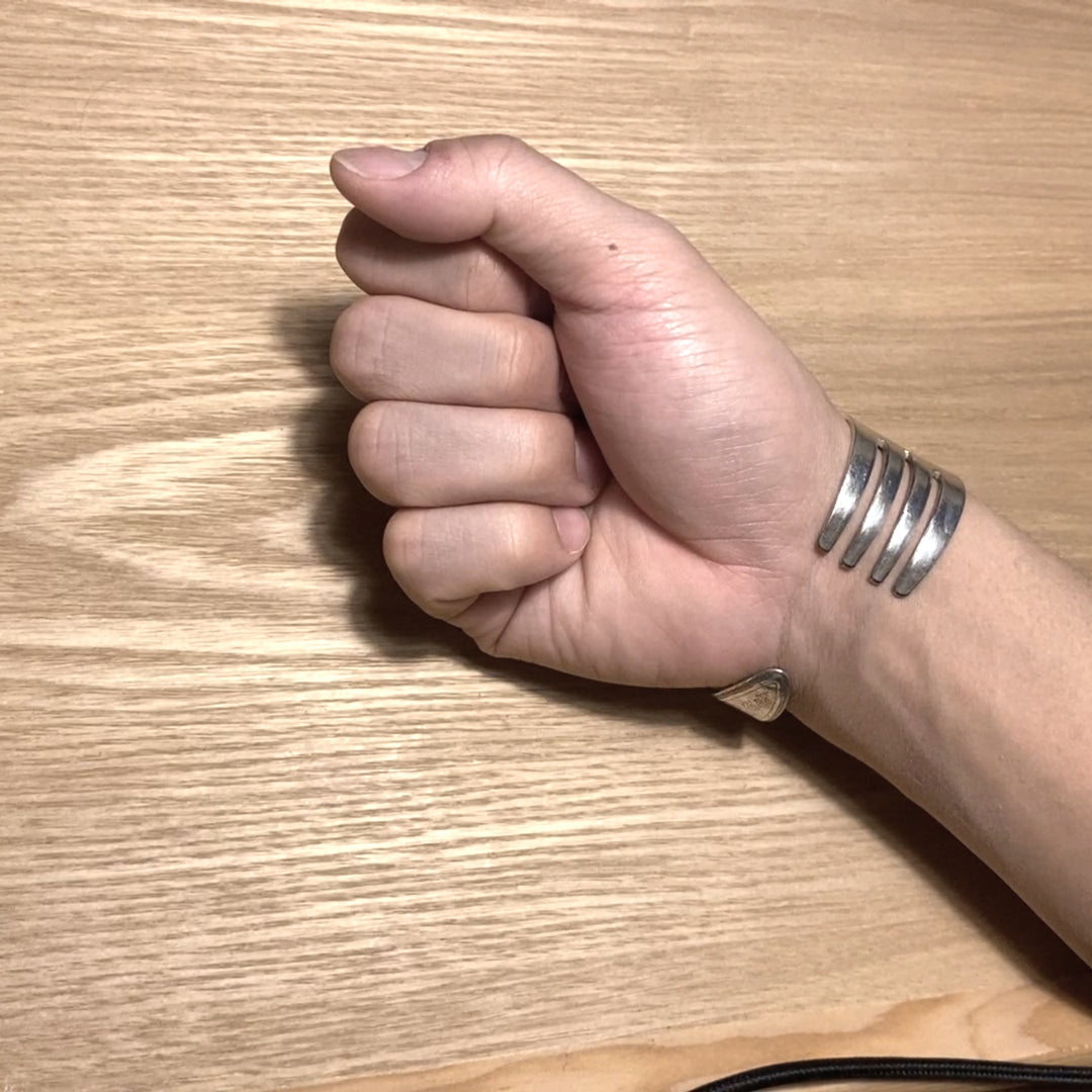 Fork Bangle No.2589