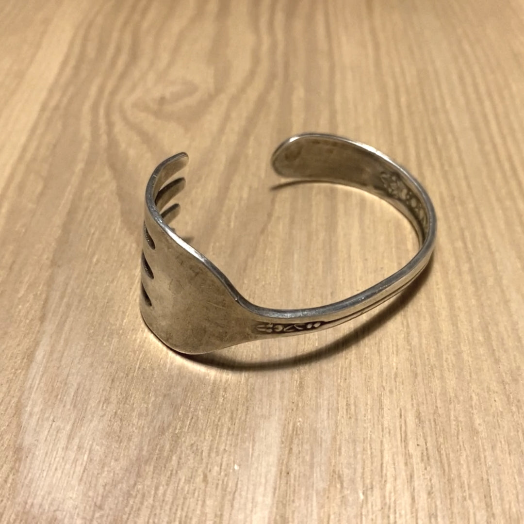 Fork Bangle No.2598