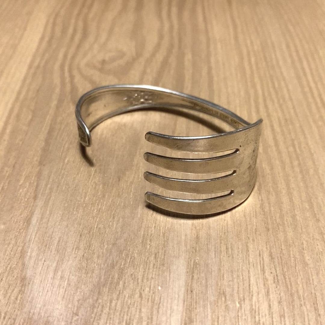 Fork Bangle No.2601