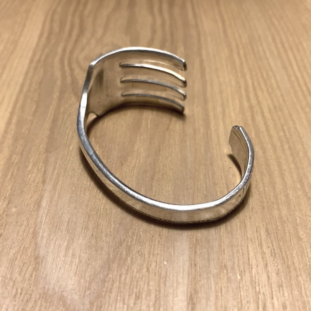 Fork Bangle No.2608
