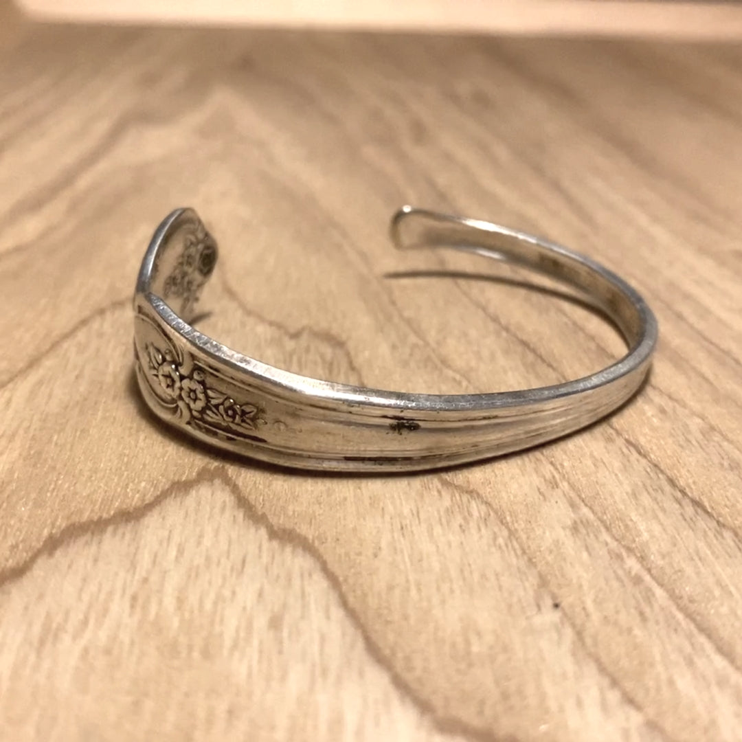 Spoon Bangle No.3001