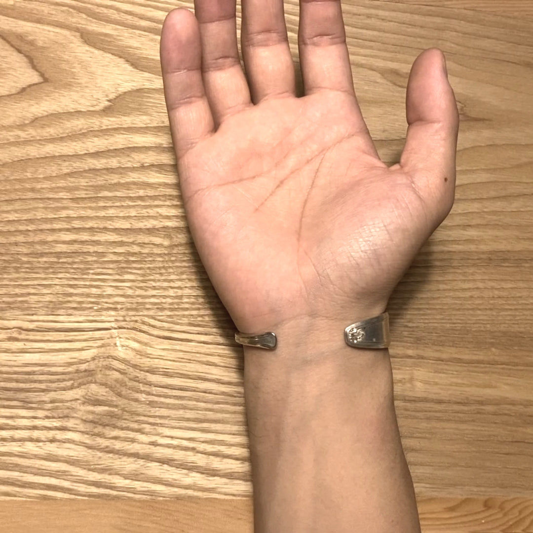 Spoon Bangle No.3019