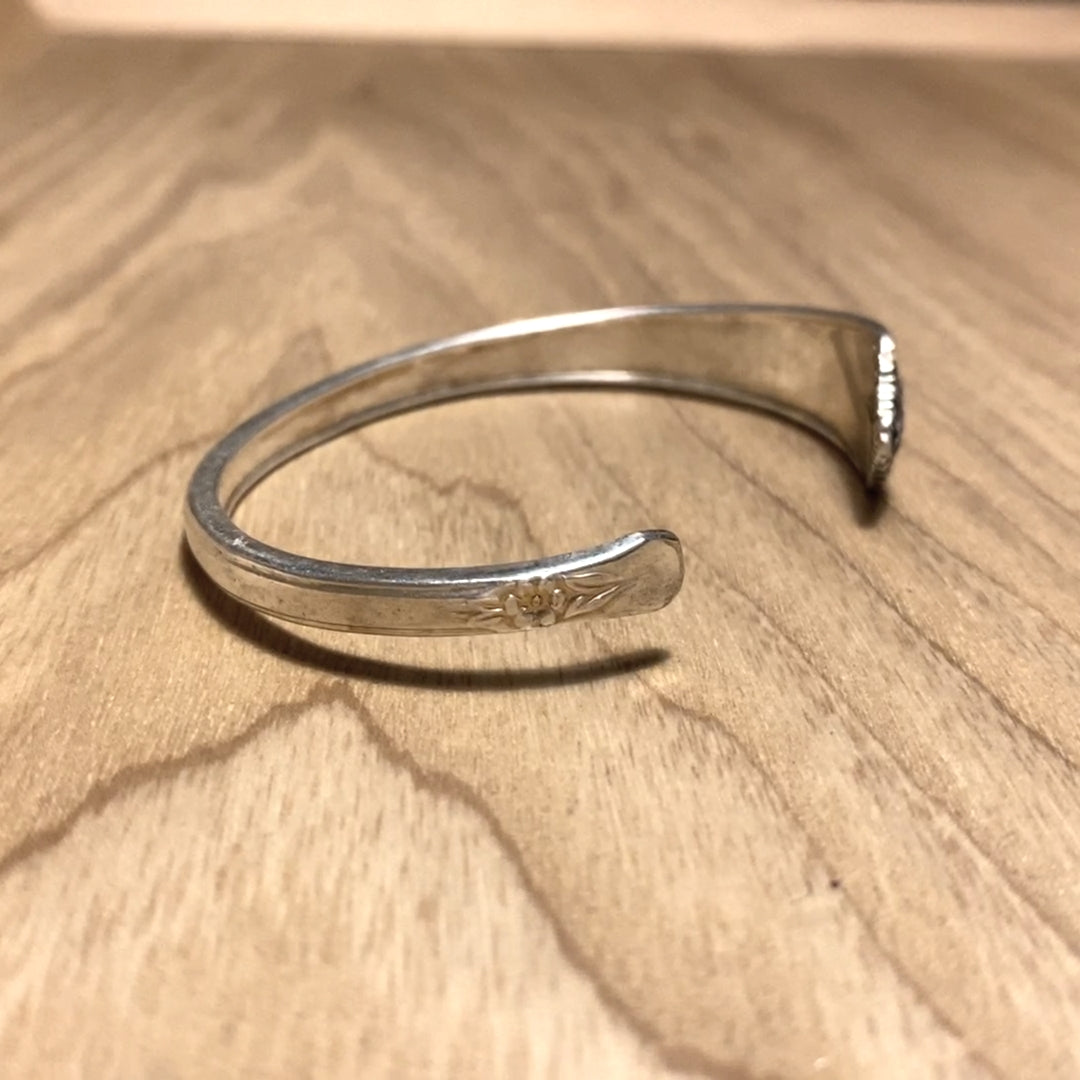 Spoon Bangle No.3026
