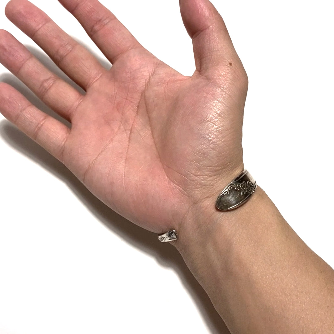 Spoon Bangle No.4722