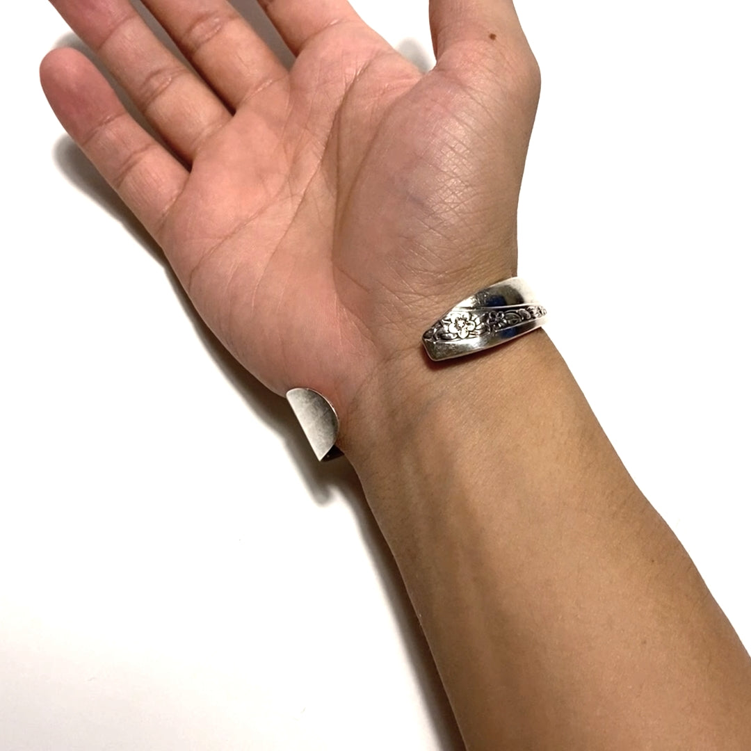 Butter Knife Bangle No.4748