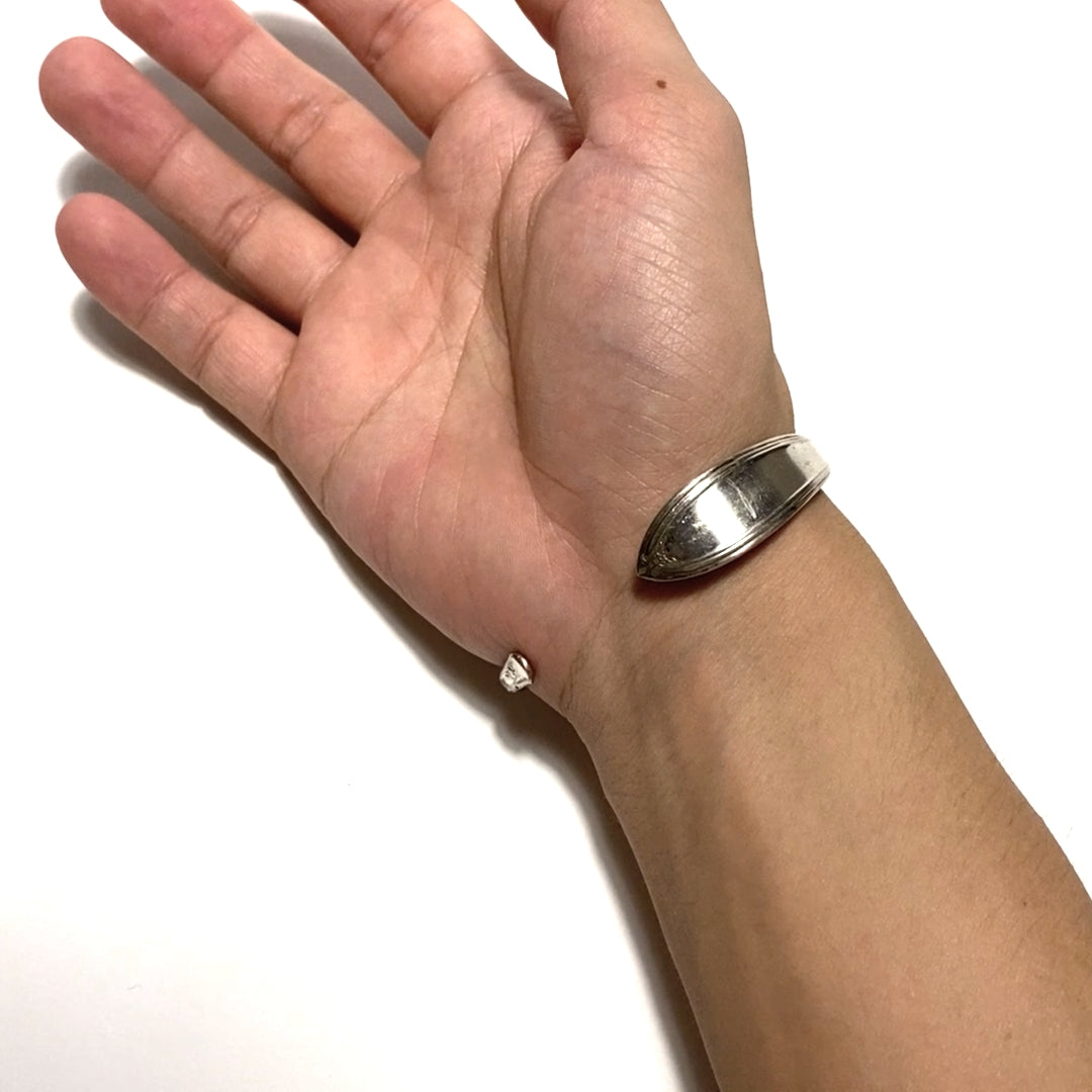 Spoon Bangle No.4754