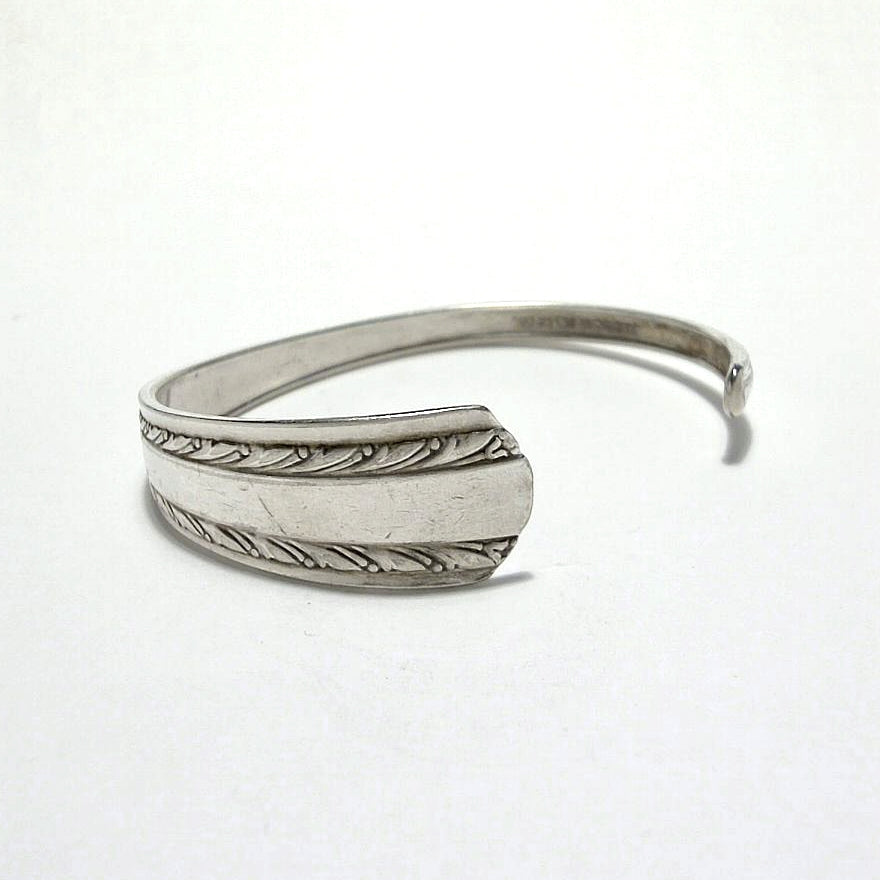 Spoon Bangle No.4808