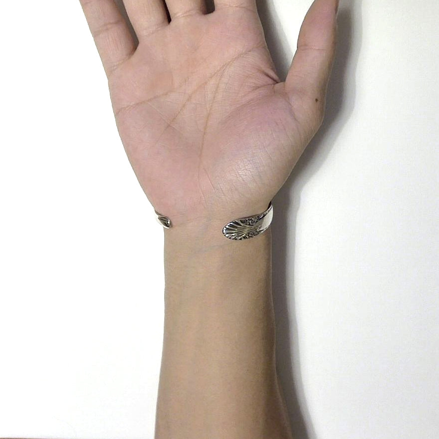 Spoon Bangle No.4809