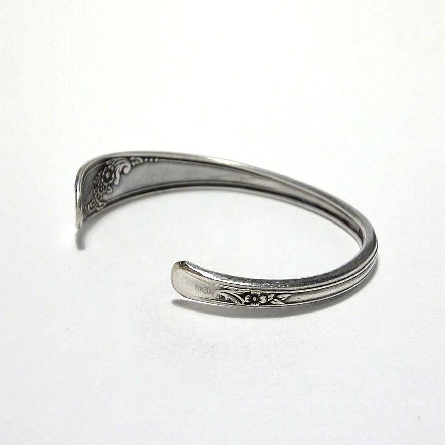 Spoon Bangle No.4896