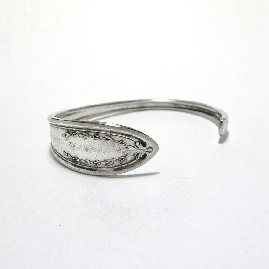 Spoon Bangle No.4908