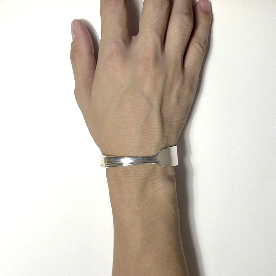 Butter Knife Bangle No.5353