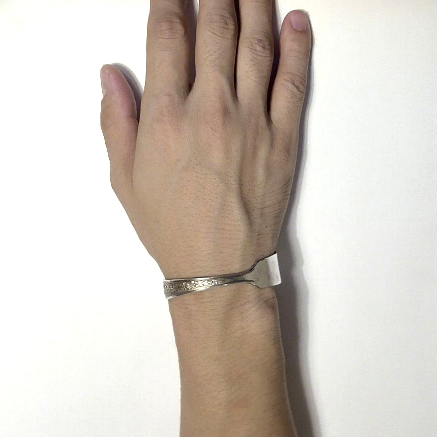 Butter Knife Bangle No.5355