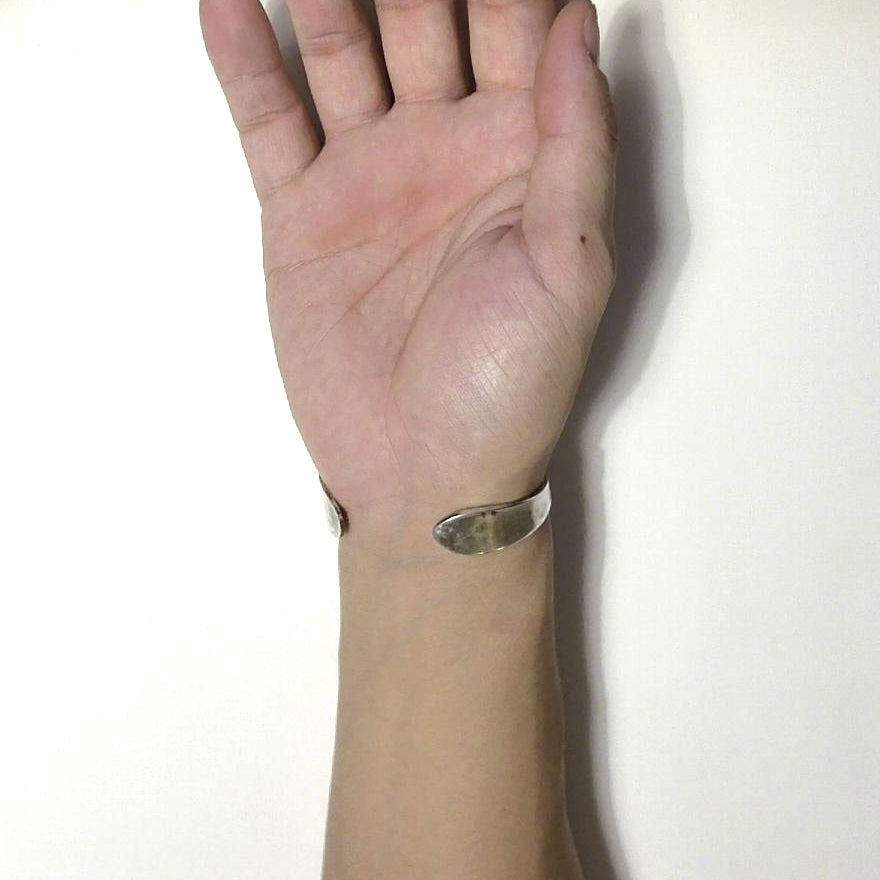 Butter Knife Bangle No.5358