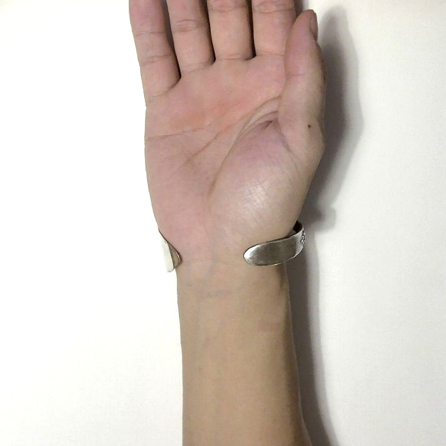 Butter Knife Bangle No.5360