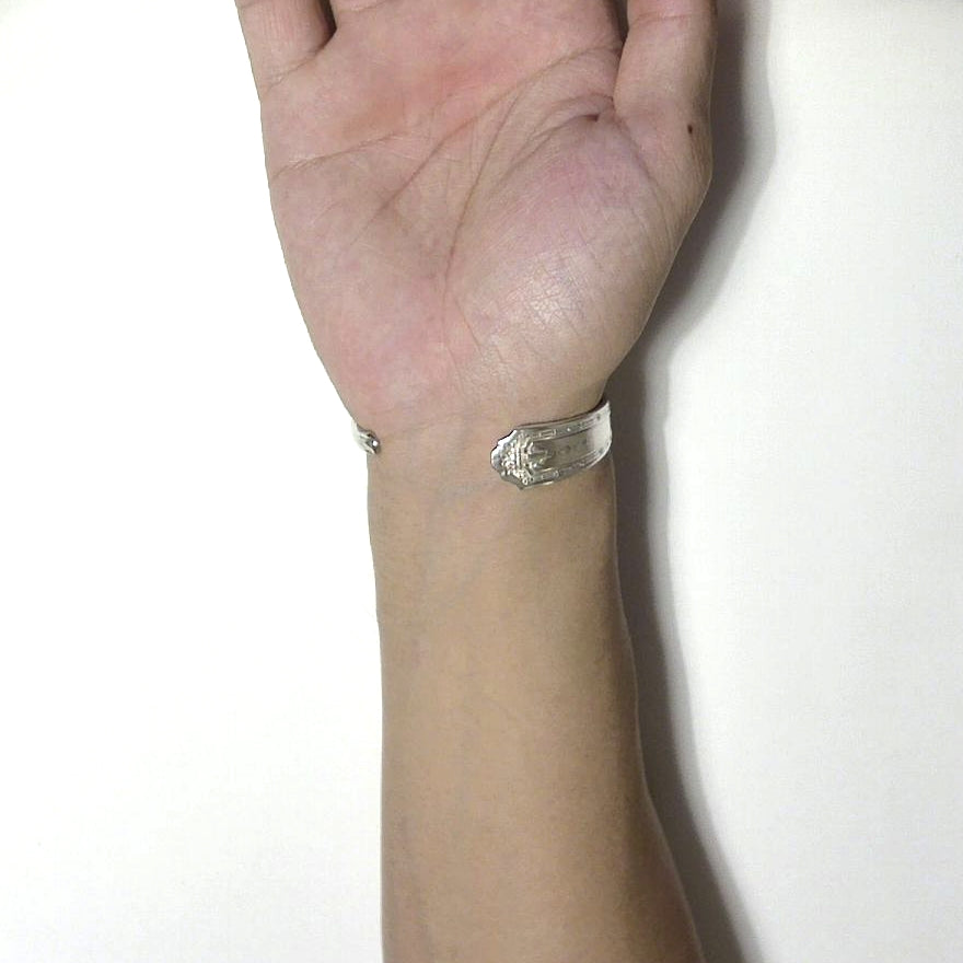 Spoon Bangle No.5380