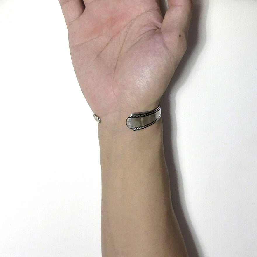 Spoon Bangle No.5384