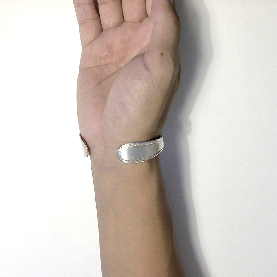 Butter Knife Bangle No.5395