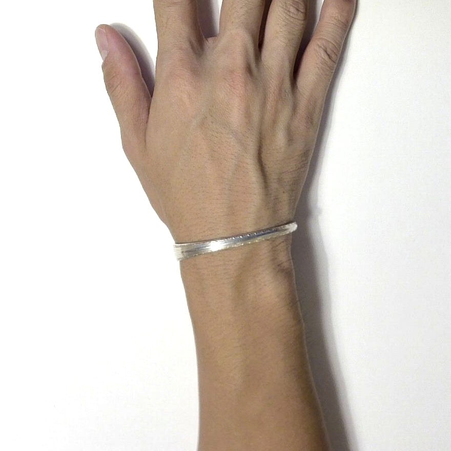 Spoon Bangle No.5400
