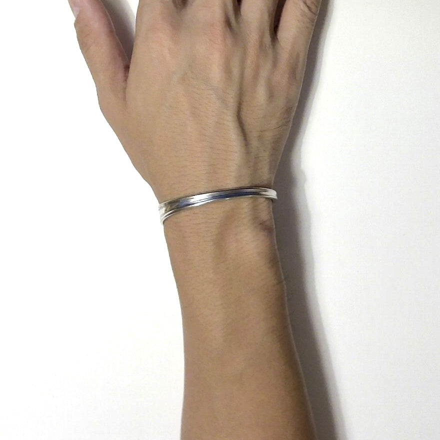 Spoon Bangle No.5401