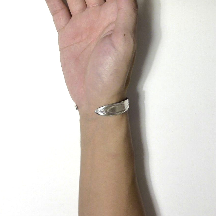 Spoon Bangle No.5405