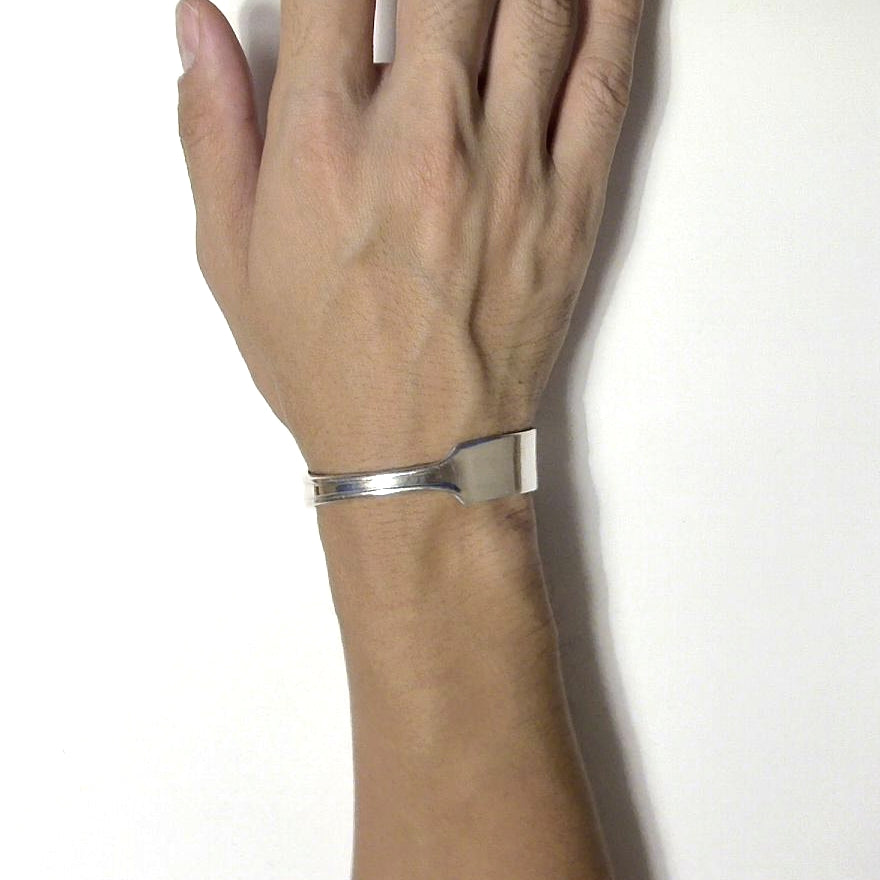 Butter Knife Bangle No.5411