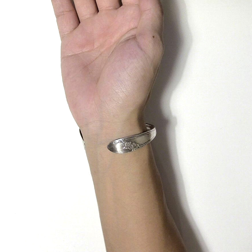 Butter Knife Bangle No.5416