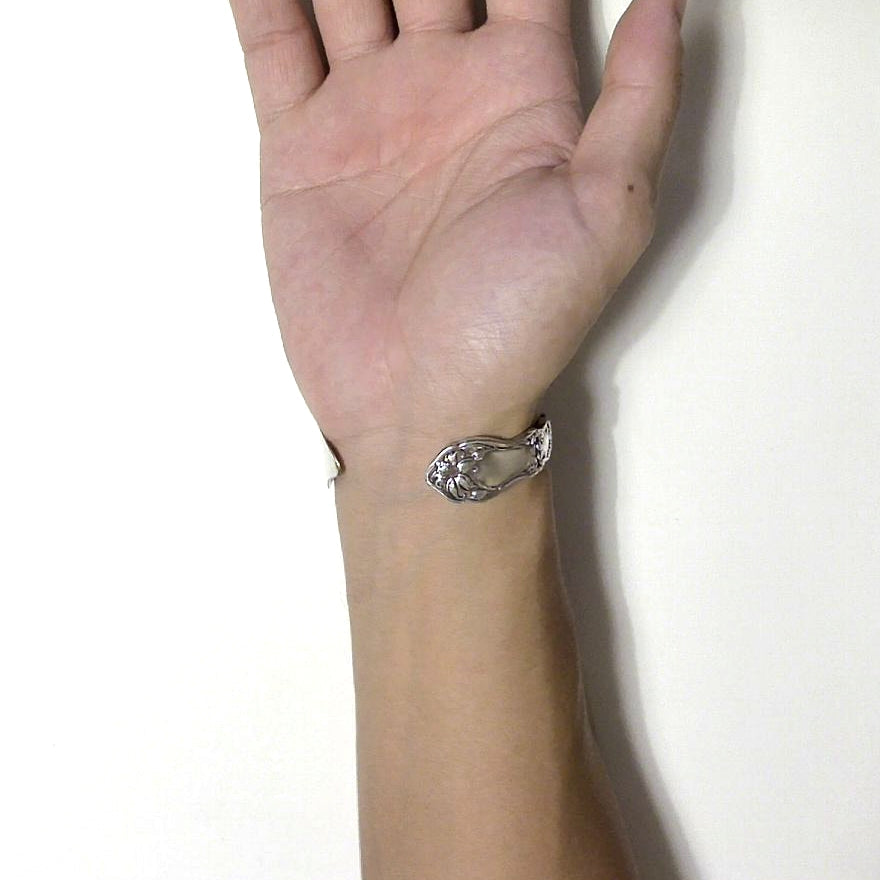 Butter Knife Bangle No.5417