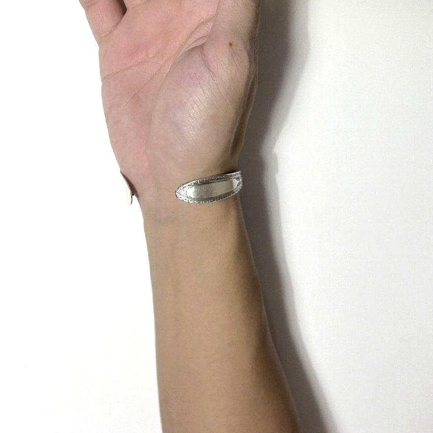 Butter Knife Bangle No.5418