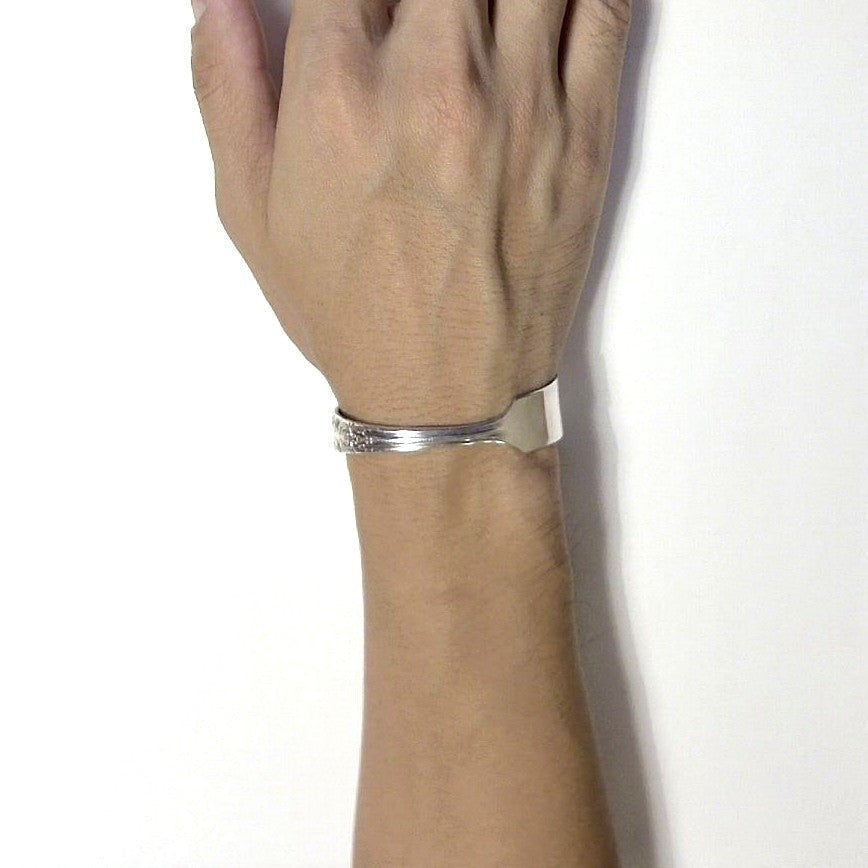 Butter Knife Bangle No.5430
