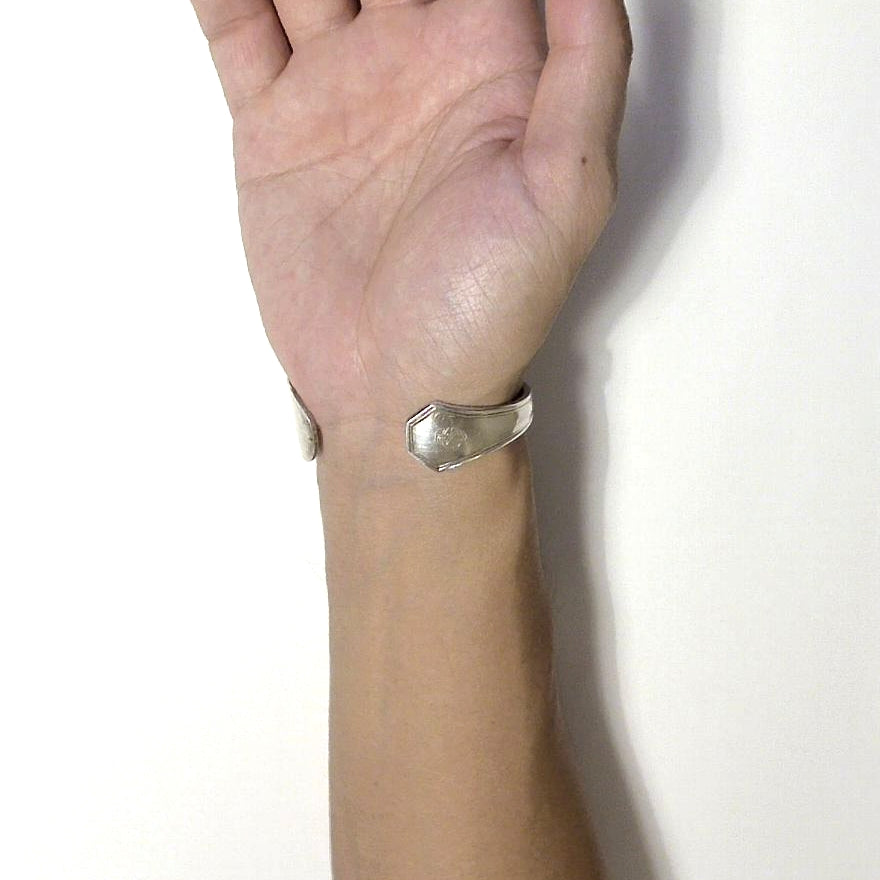 Butter Knife Bangle No.5450
