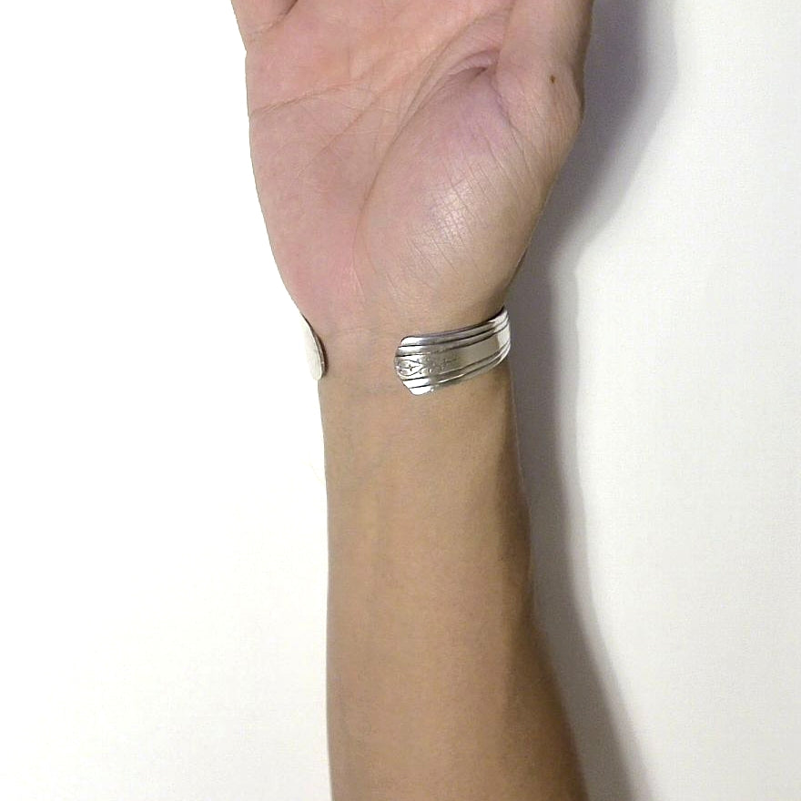 Butter Knife Bangle No.5453