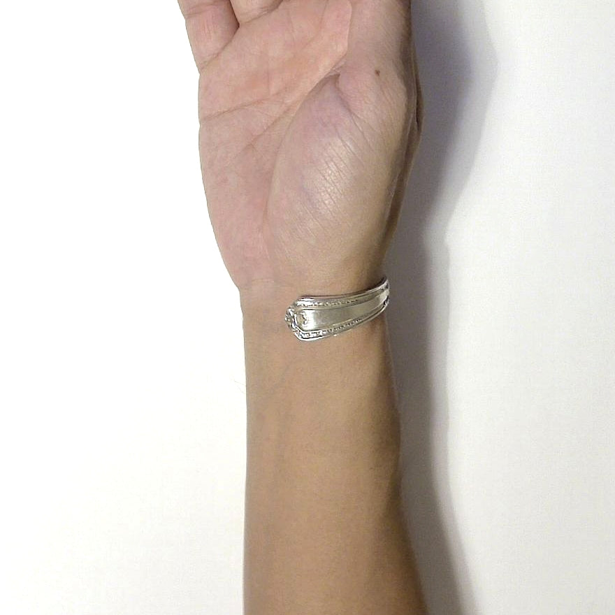 Spoon Bangle No.5458