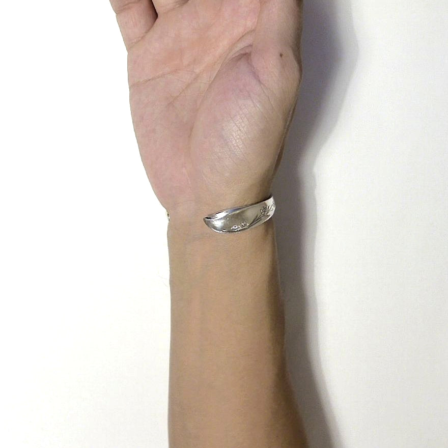Spoon Bangle No.5464
