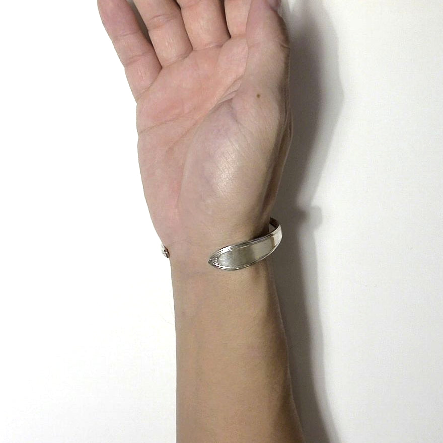 Spoon Bangle No.5472