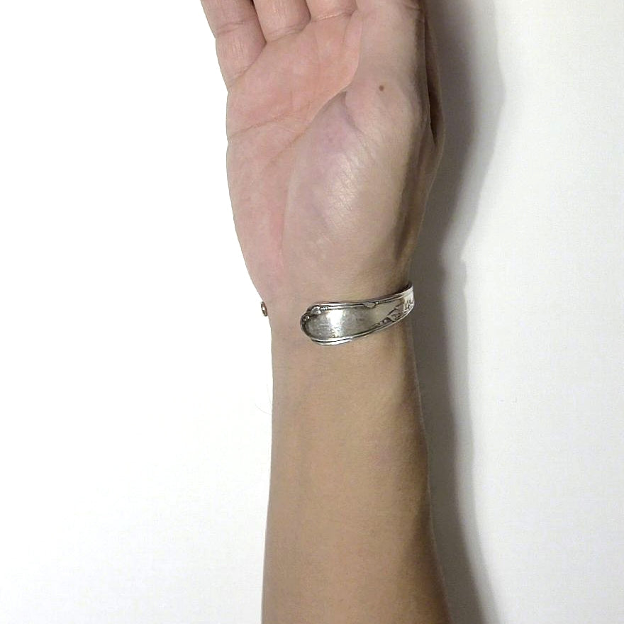 Spoon Bangle No.5490