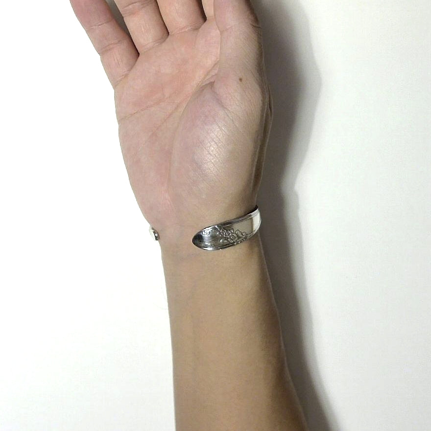 Spoon Bangle No.5496