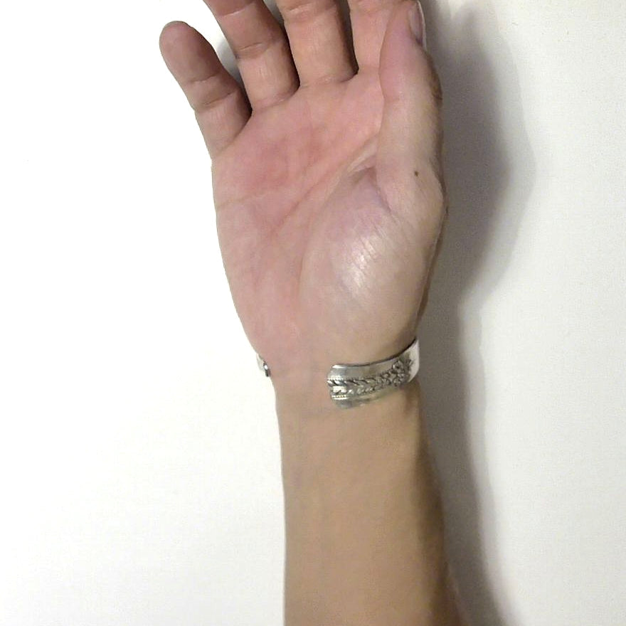 Spoon Bangle No.5801