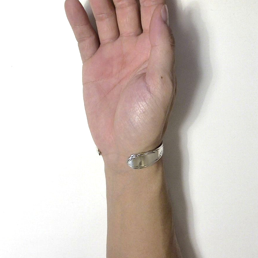 Spoon Bangle No.5804