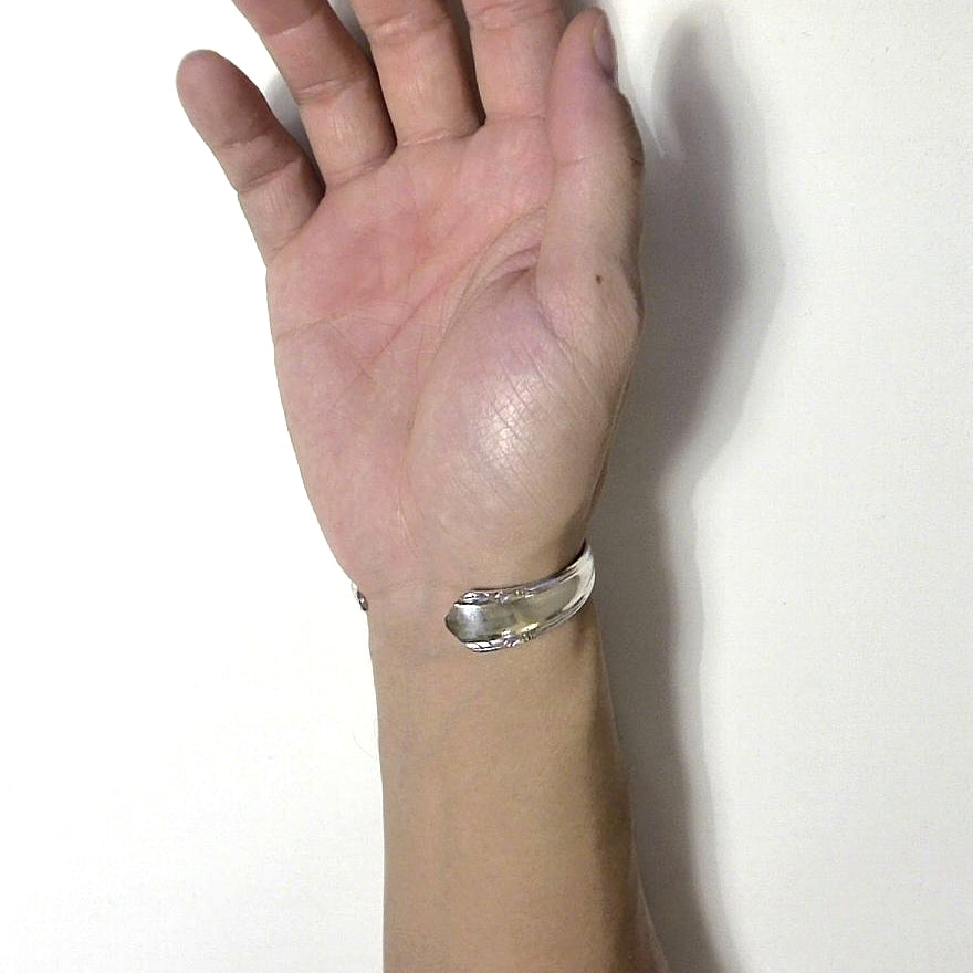 Spoon Bangle No.5811