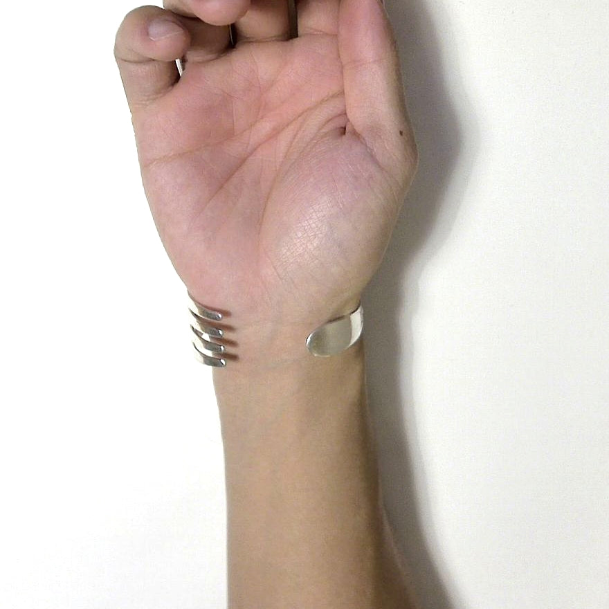 Fork Bangle No.5831