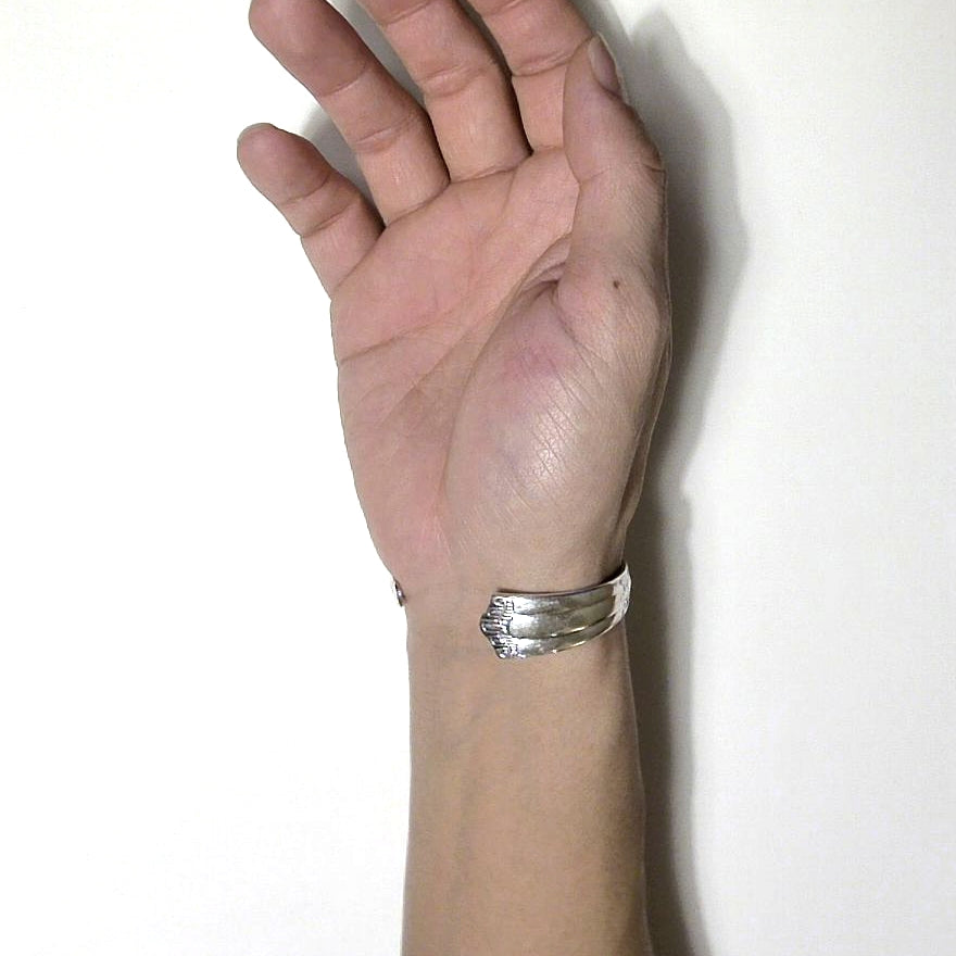 Spoon Bangle No.6328