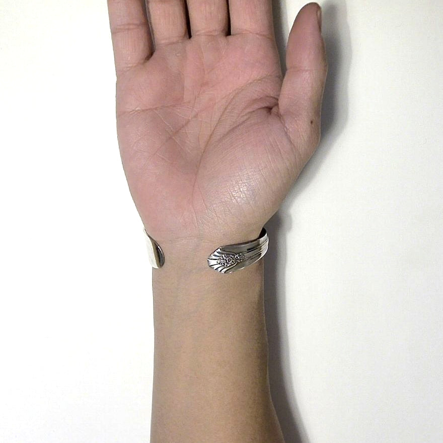 Butter Knife Bangle No.6359
