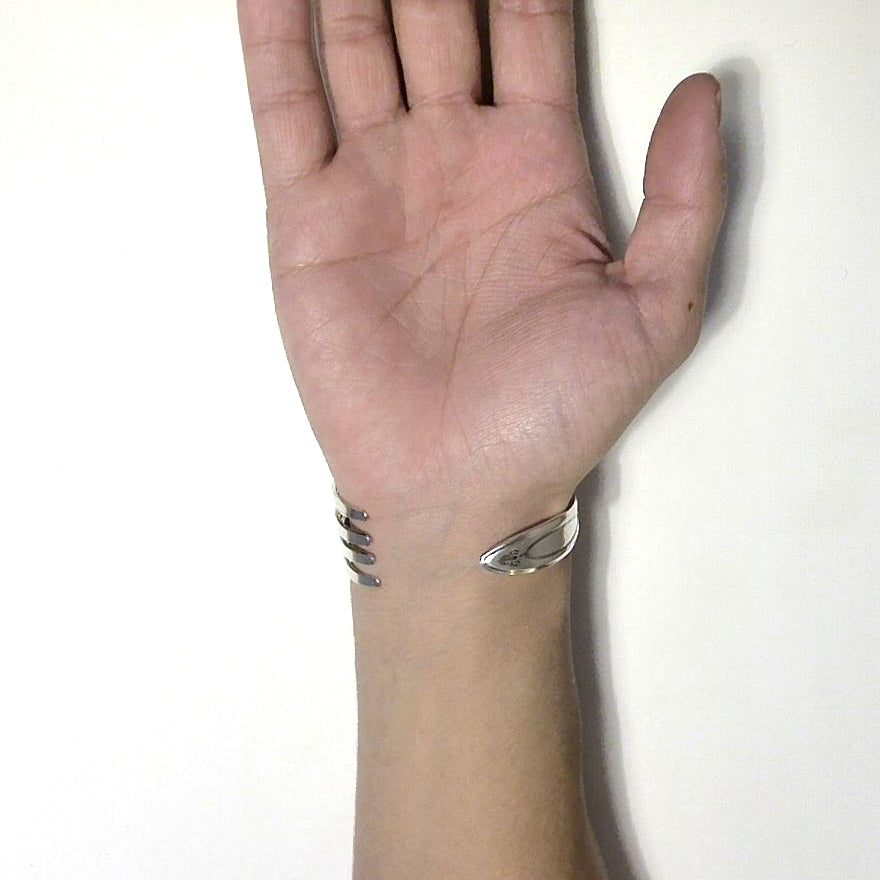 Fork Bangle No.6380