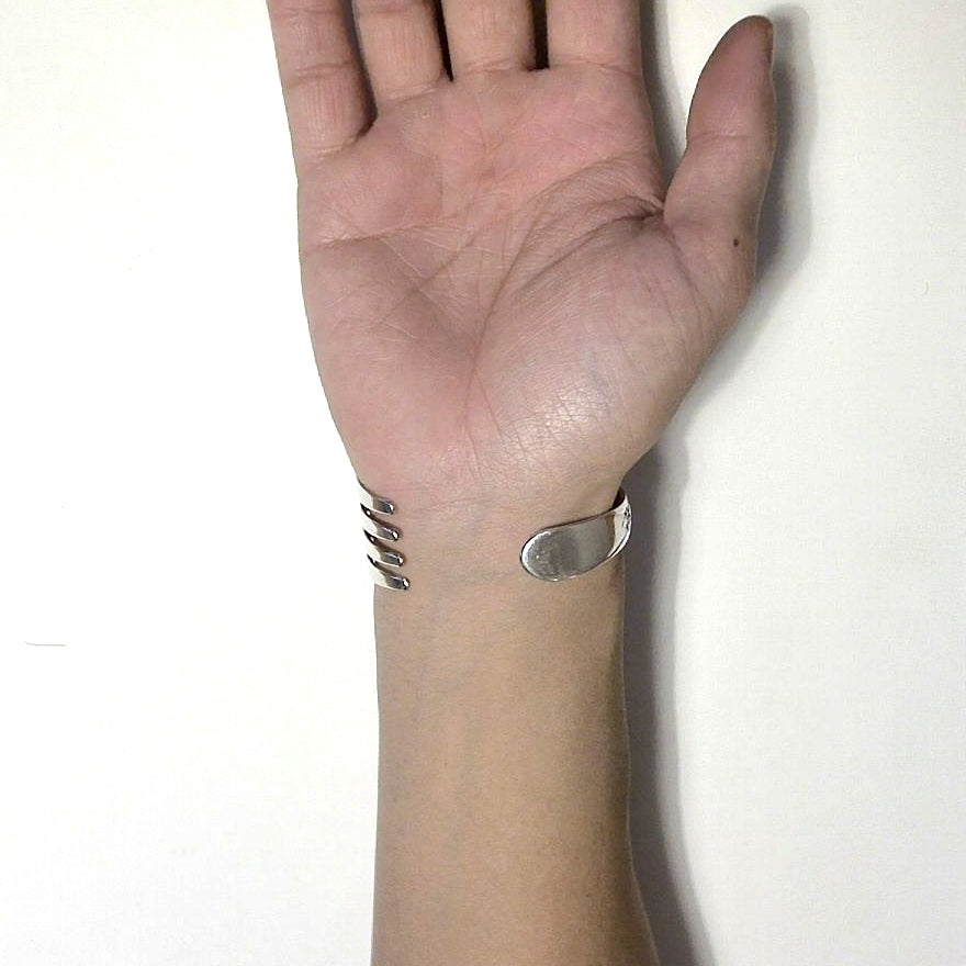 Fork Bangle No.6387