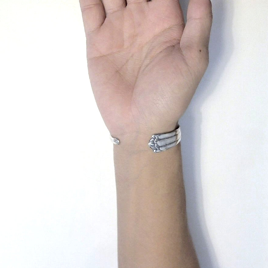 Spoon Bangle No.6414